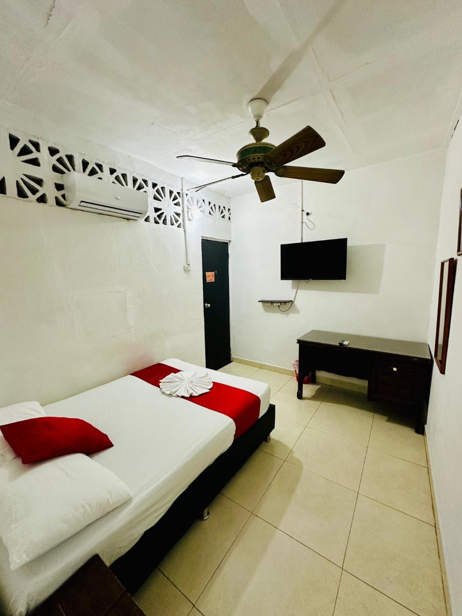 Hotel La Española Cartagena