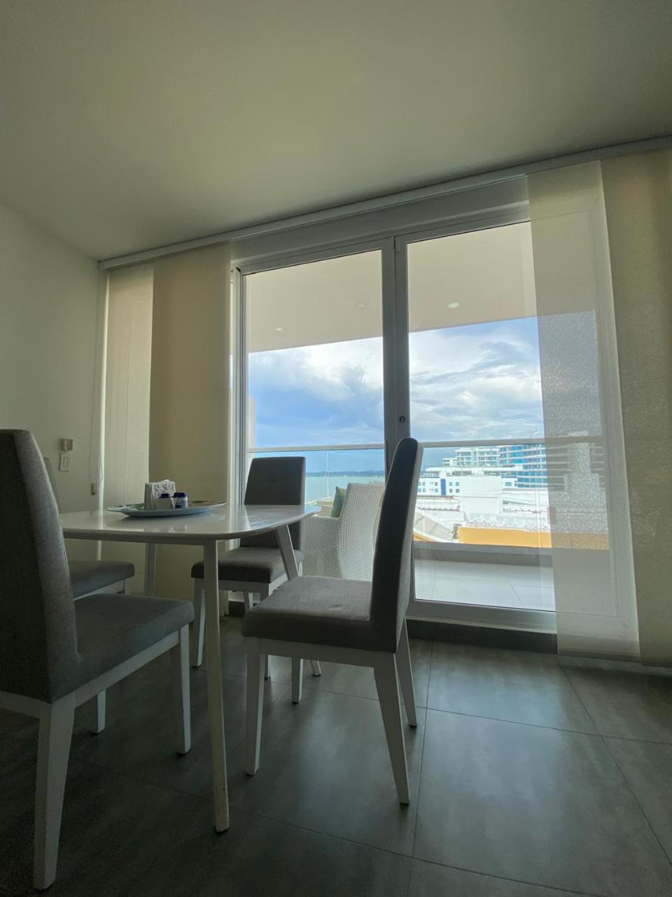 Ctgna 10 Personas 3 Playa Americas Morros Apartamento