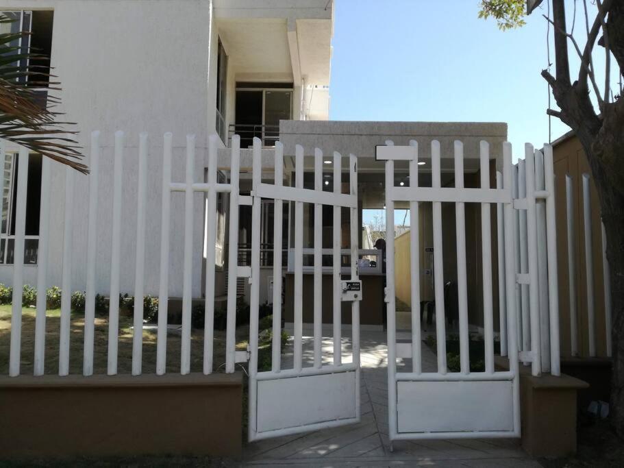 Excelente Vista, Cerca A La Playa Y A Sitios Turisticos Apartamento Cartagena