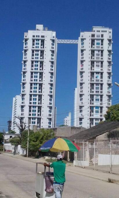 Excelente Vista, Cerca A La Playa Y A Sitios Turisticos Apartamento Cartagena