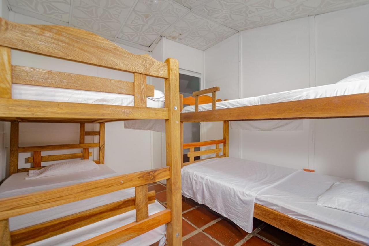 Vivienda Turistica Palmas Apartment *