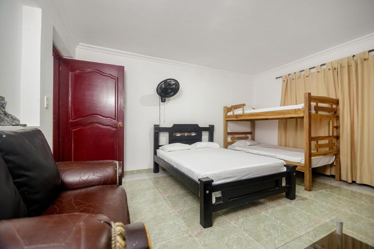 Vivienda Turistica Palmas *