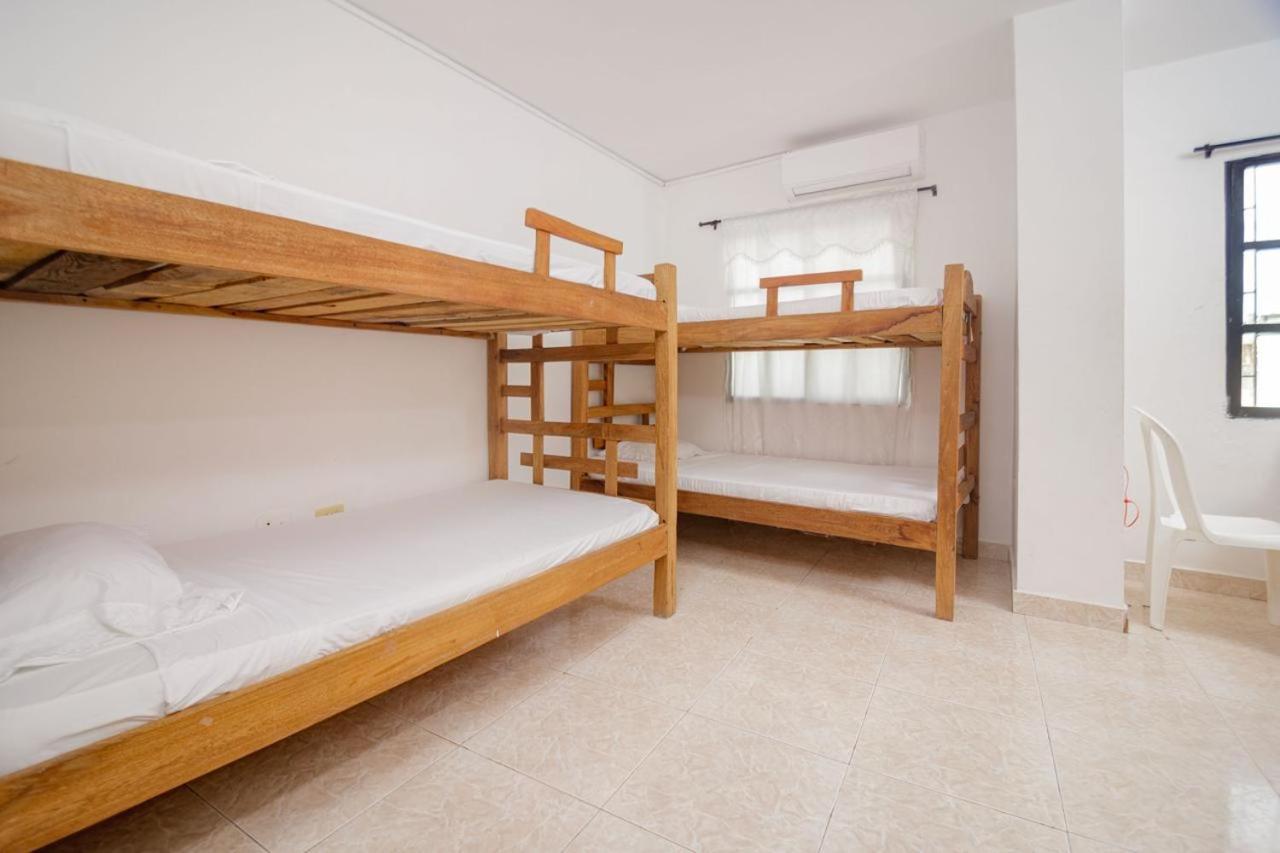 Vivienda Turistica Palmas Apartment