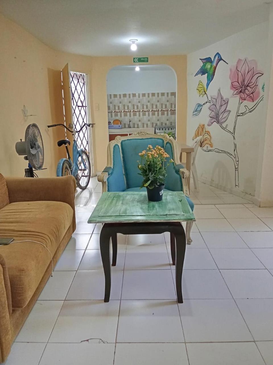 Hostal Familiar Caribbean Blue Pensión *