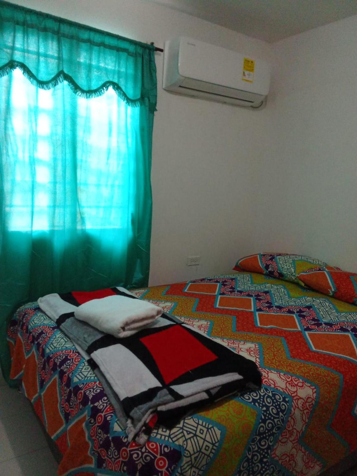 Hostal Familiar Caribbean Blue Pensión