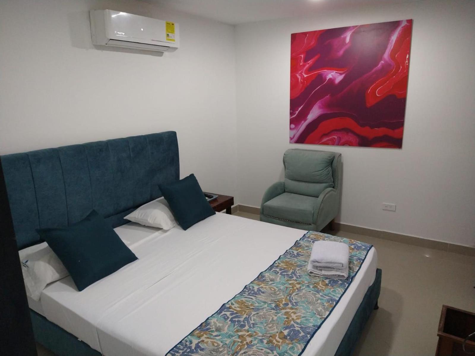 Open Sea Hotel *