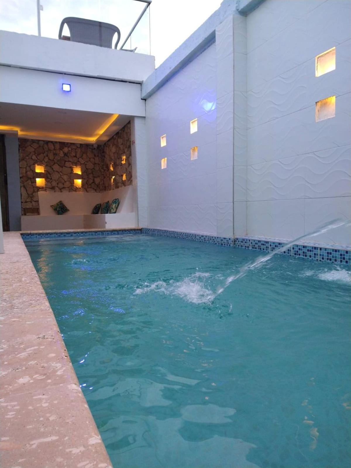 Hotel Open Sea *