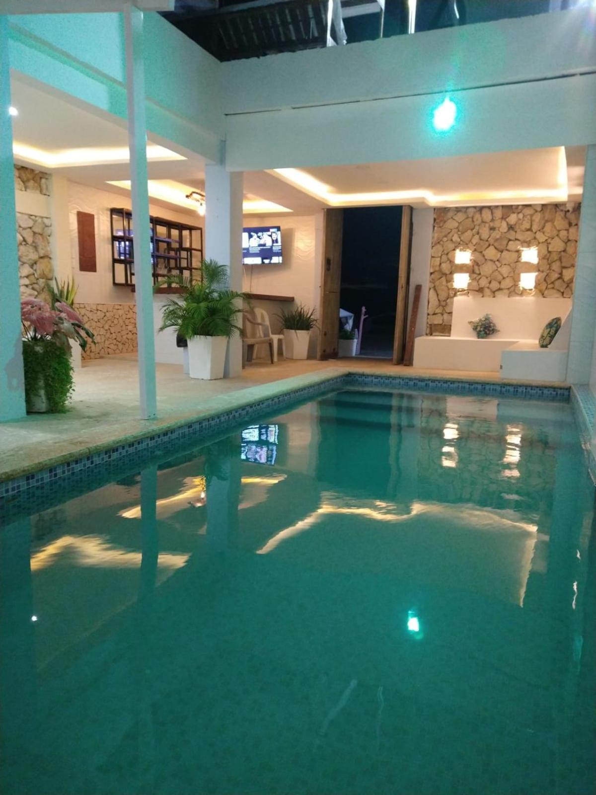 Open Sea Hotel