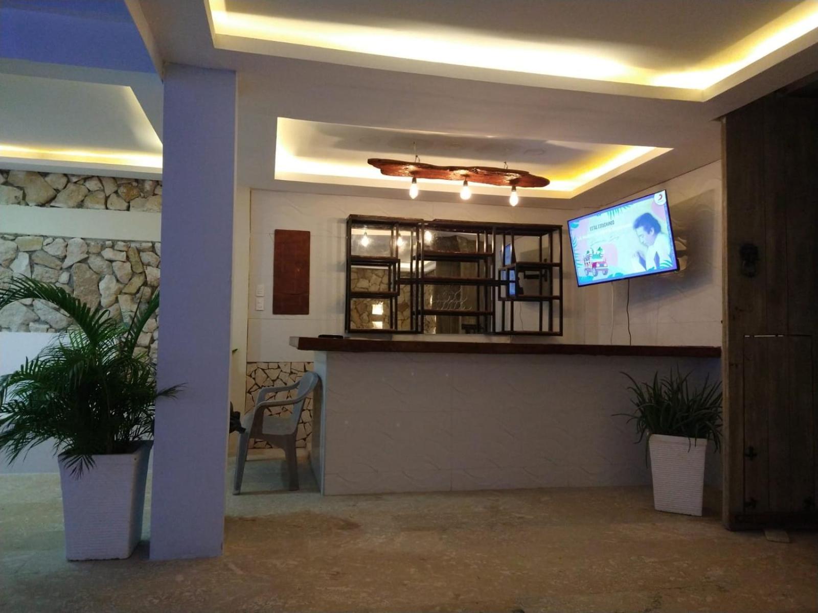 Open Sea Hotel *