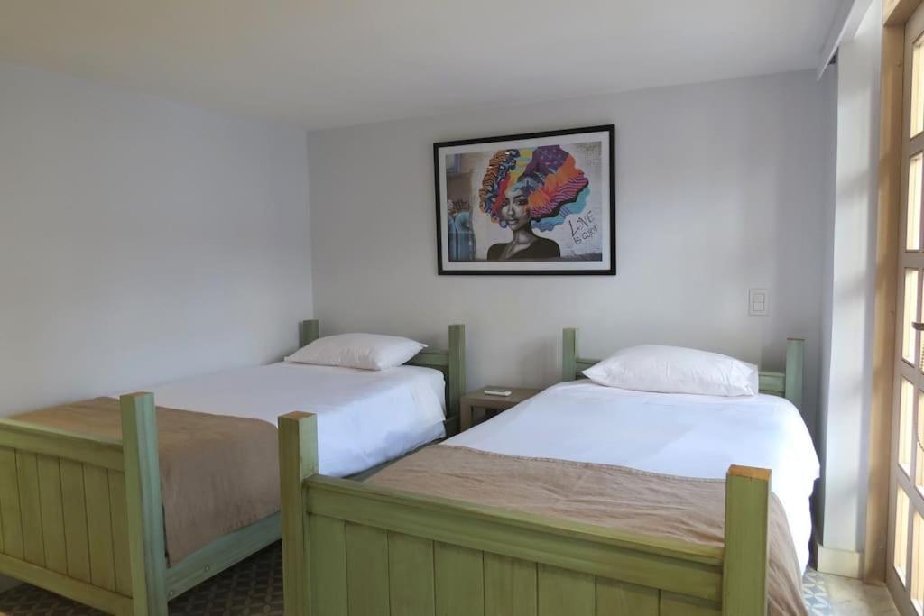 Casa La Dominica, Aldaba Selection