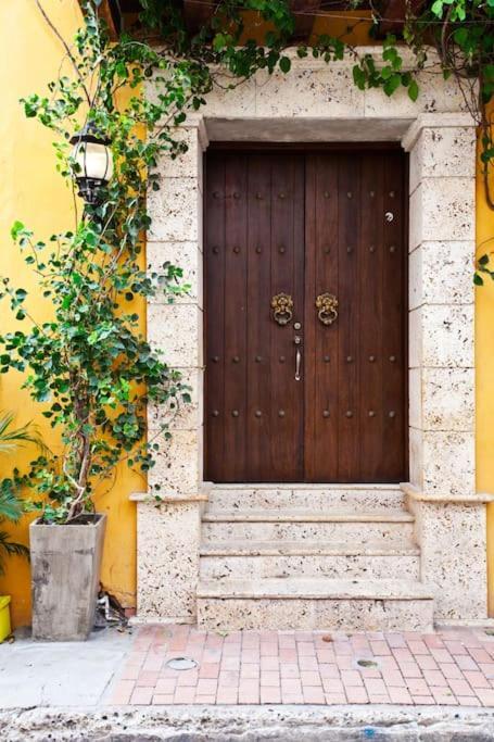 Casa La Dominica, Aldaba Selection * Cartagena