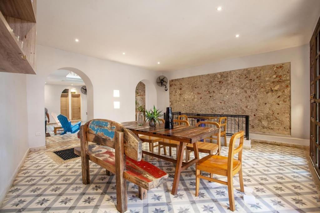 Casa La Dominica, Aldaba Selection * Cartagena