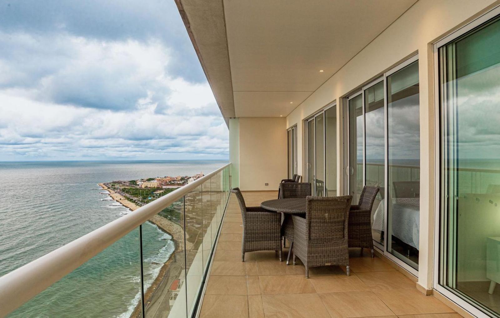 H2 Bocagrande Por Parceros Group * Cartagena