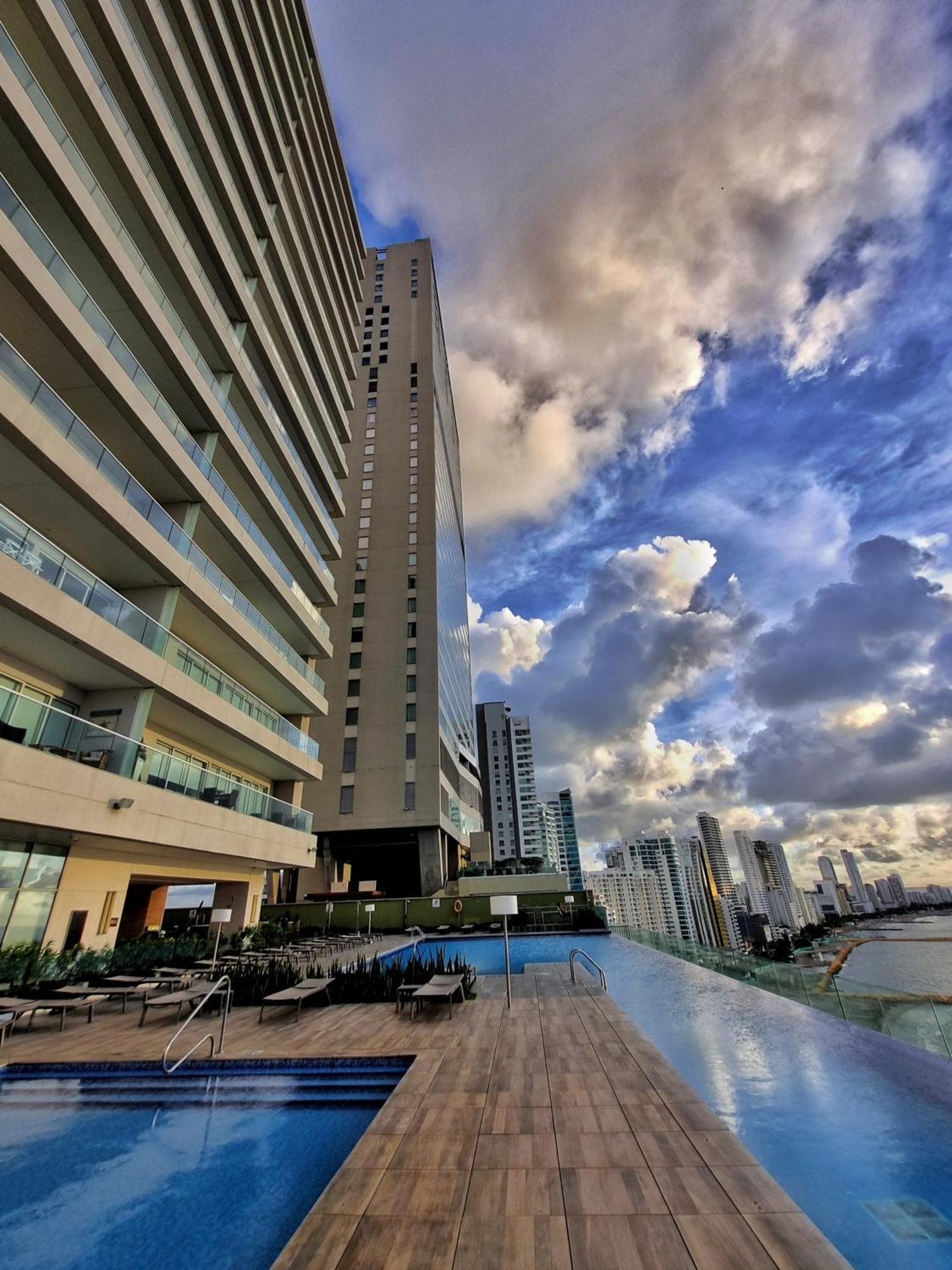 H2 Bocagrande Por Parceros Group Apartahotel