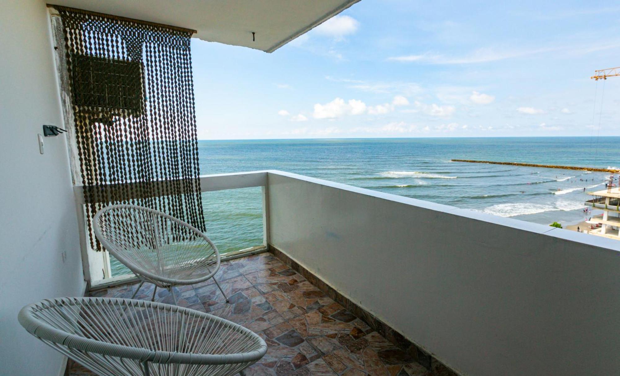 Apartamento Stylish & Renovated In El Laguito,