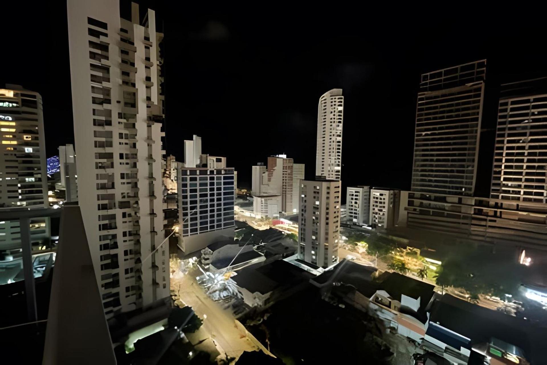 Infinitum Luxury Apartament, *