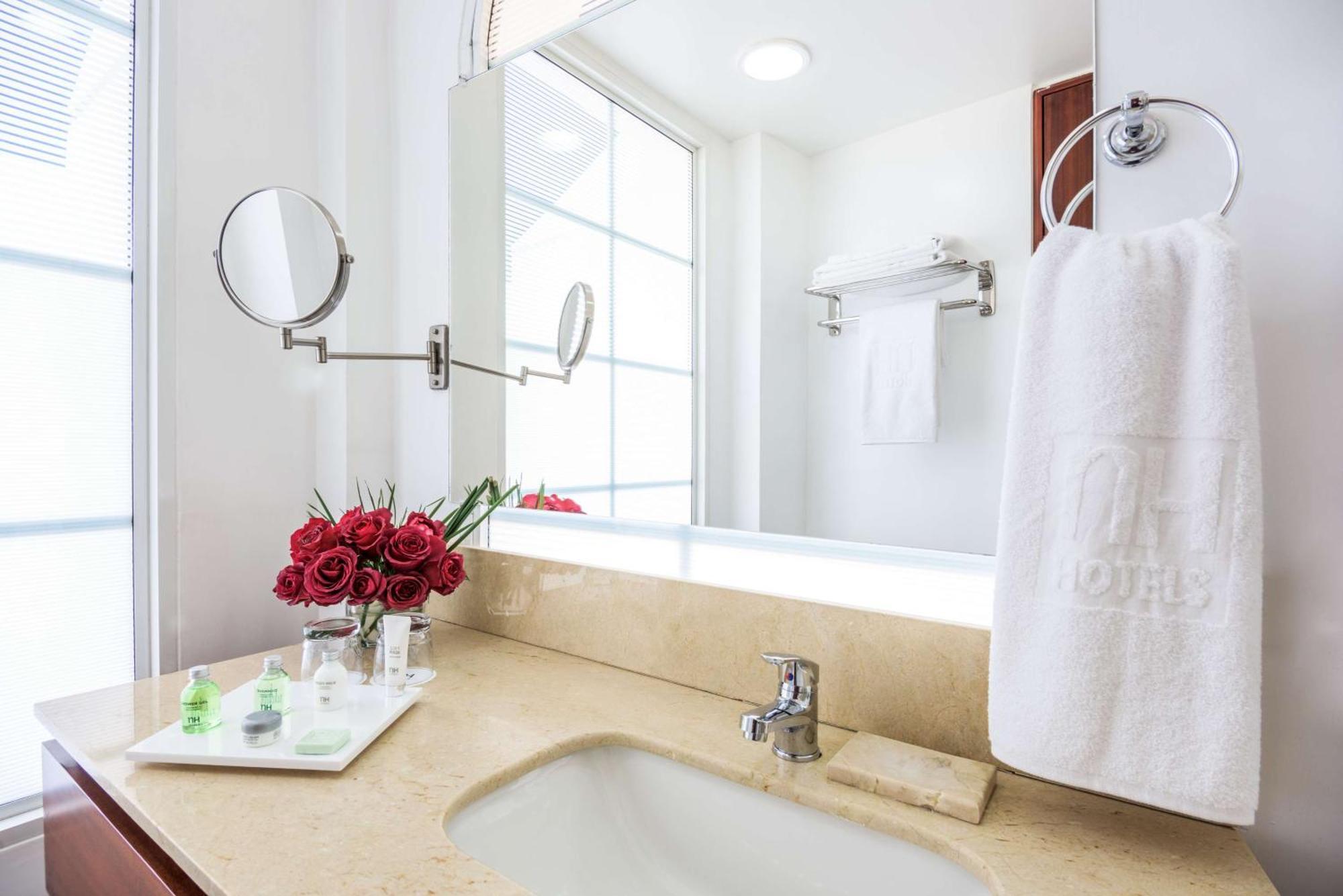 Nh Royal Urban Hotel 4*