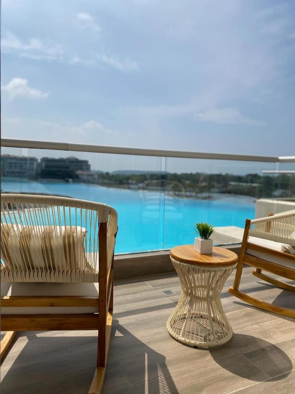 Apartamento U-go Baia Kristal: Oasis Moderno En Cartagena