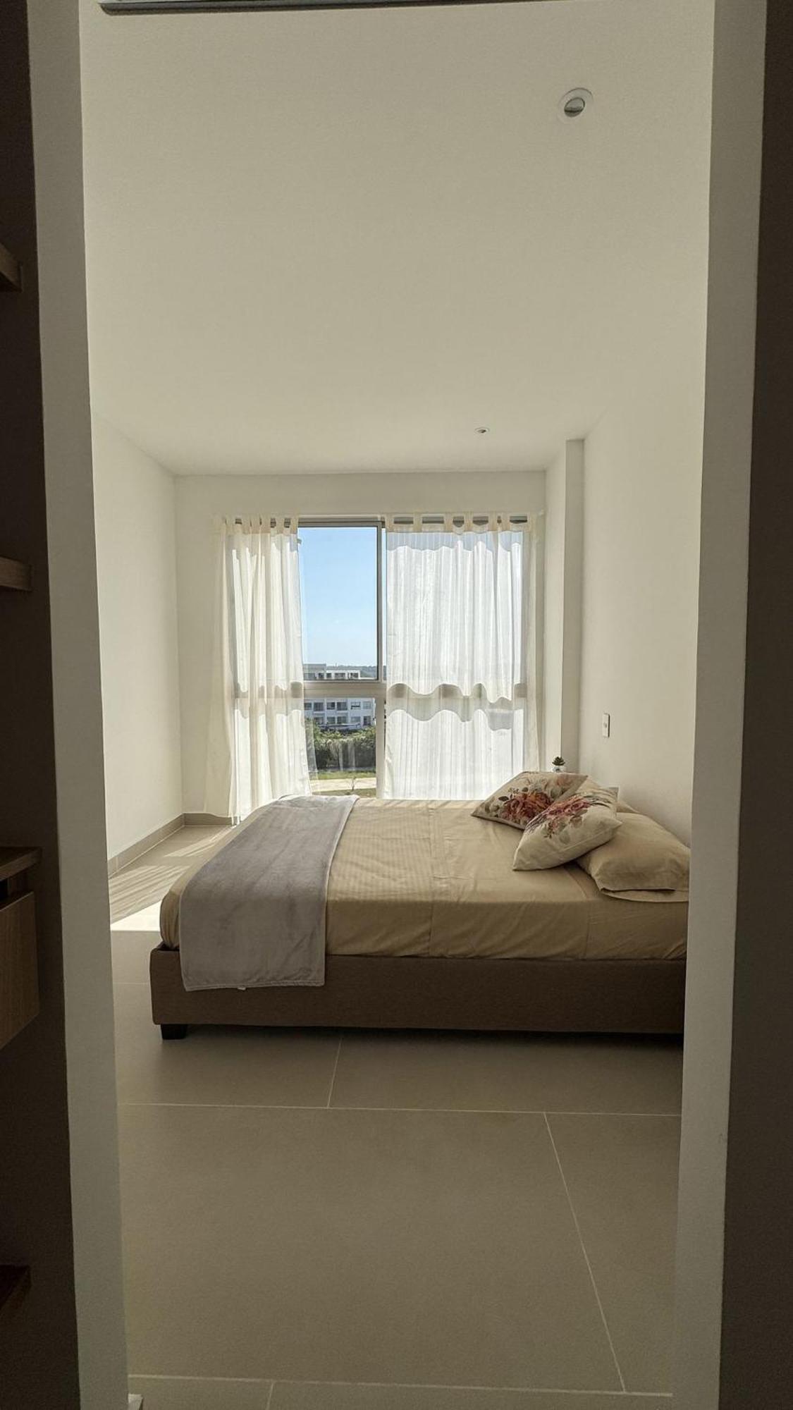 U-go Baia Kristal: Oasis Moderno En