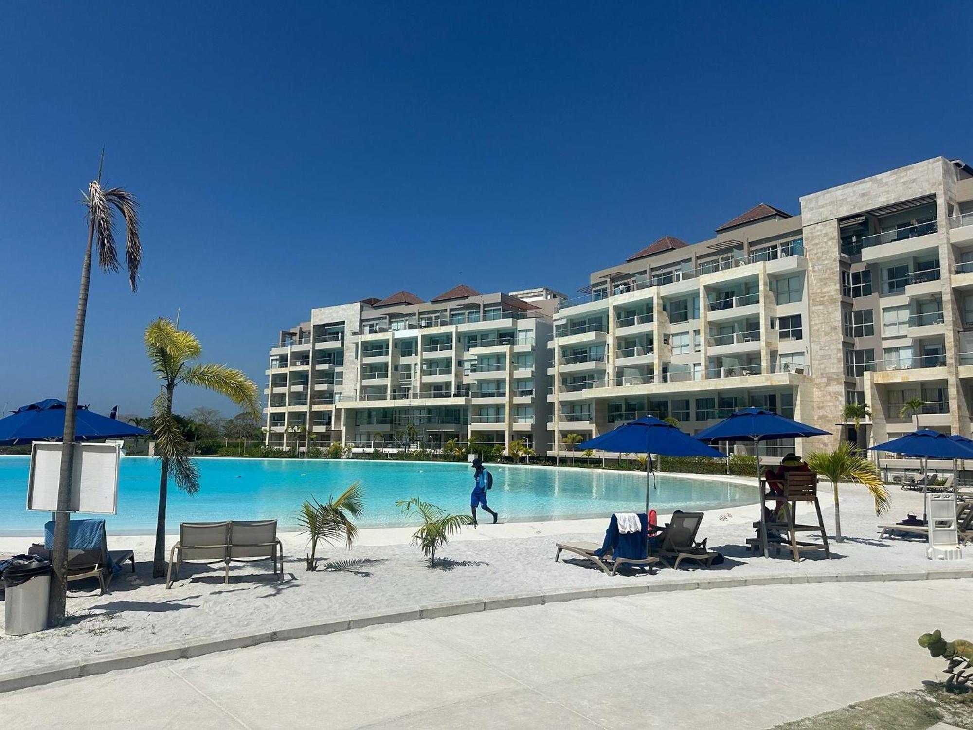 U-go Baia Kristal: Oasis Moderno En