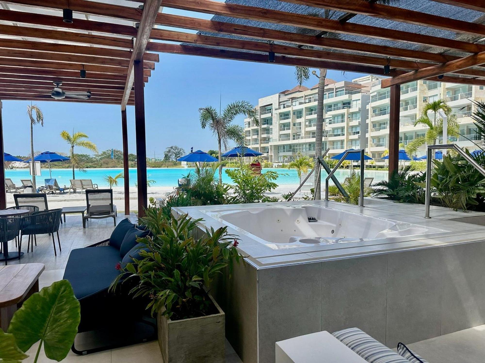 Apartamento U-go Baia Kristal: Oasis Moderno En Cartagena