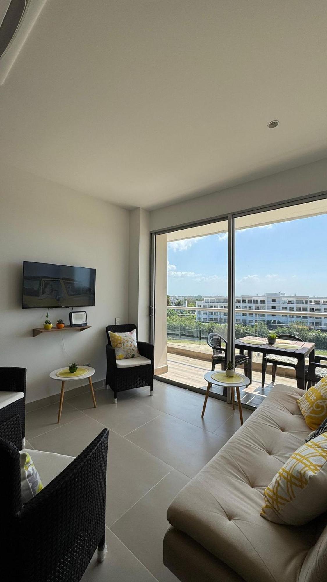 U-go Baia Kristal: Oasis Moderno En * Cartagena