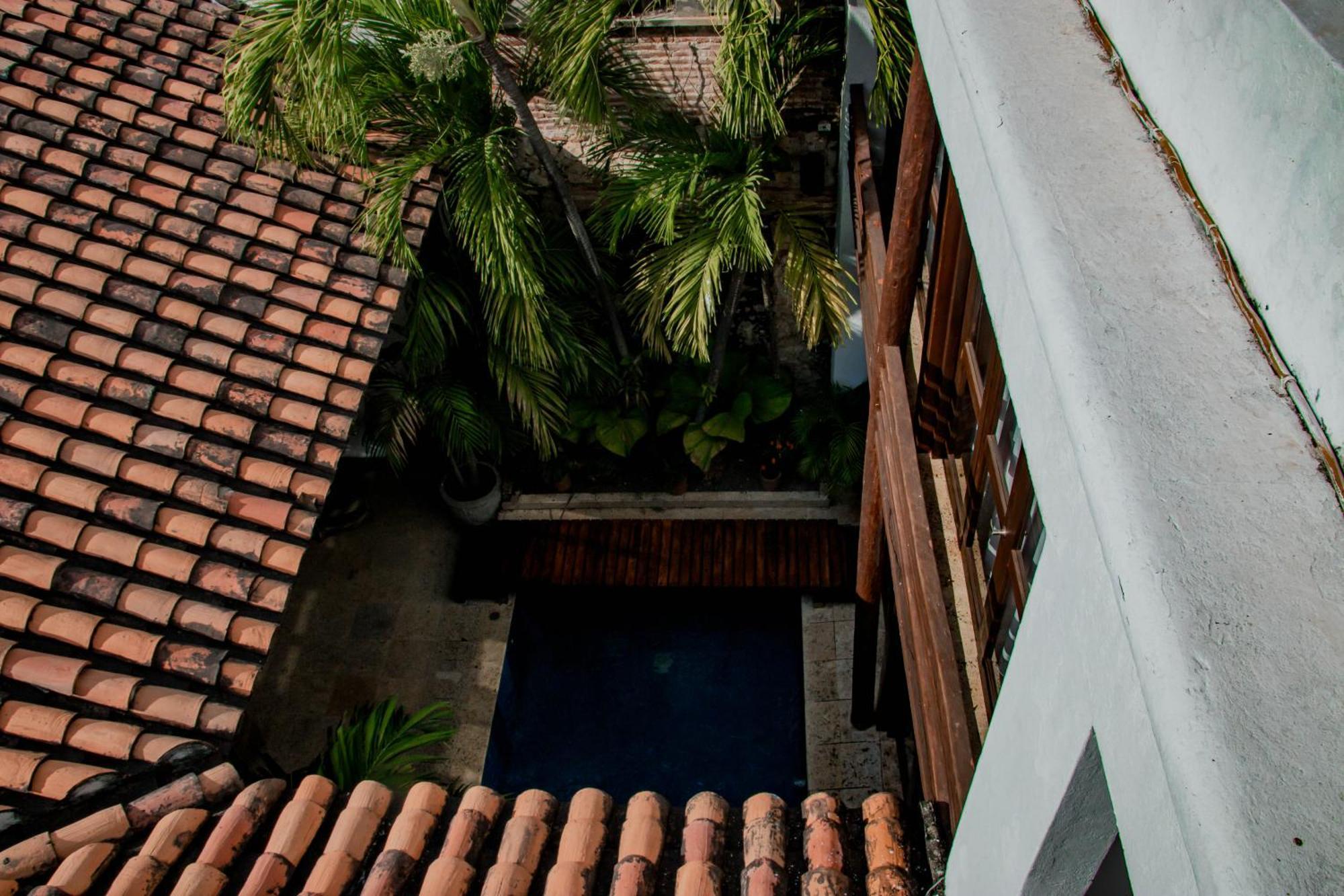 5 Bedroom Inside Of The Walled Holiday home *