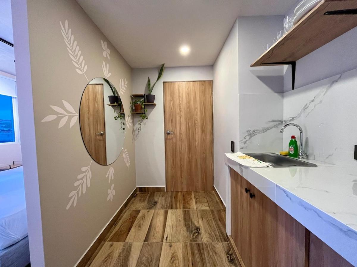 Apartment Fancy With Balcony Near Old Town *