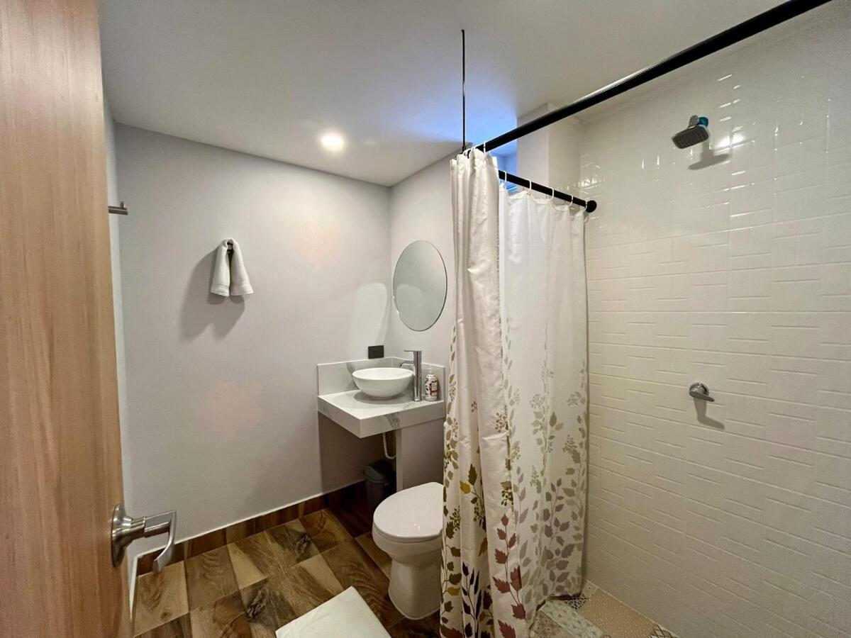 Fancy With Balcony Near Old Town Apartment *