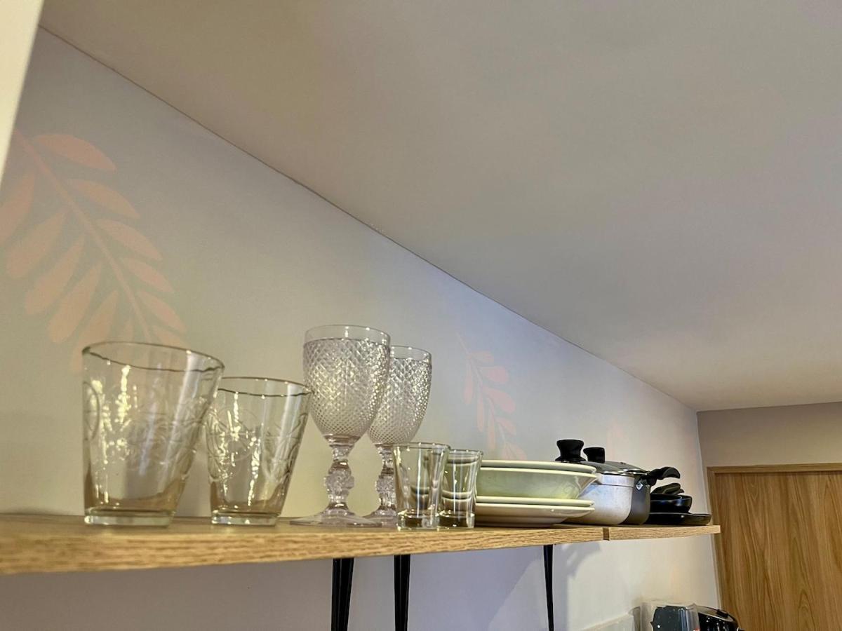 Apartment Fancy With Balcony Near Old Town *