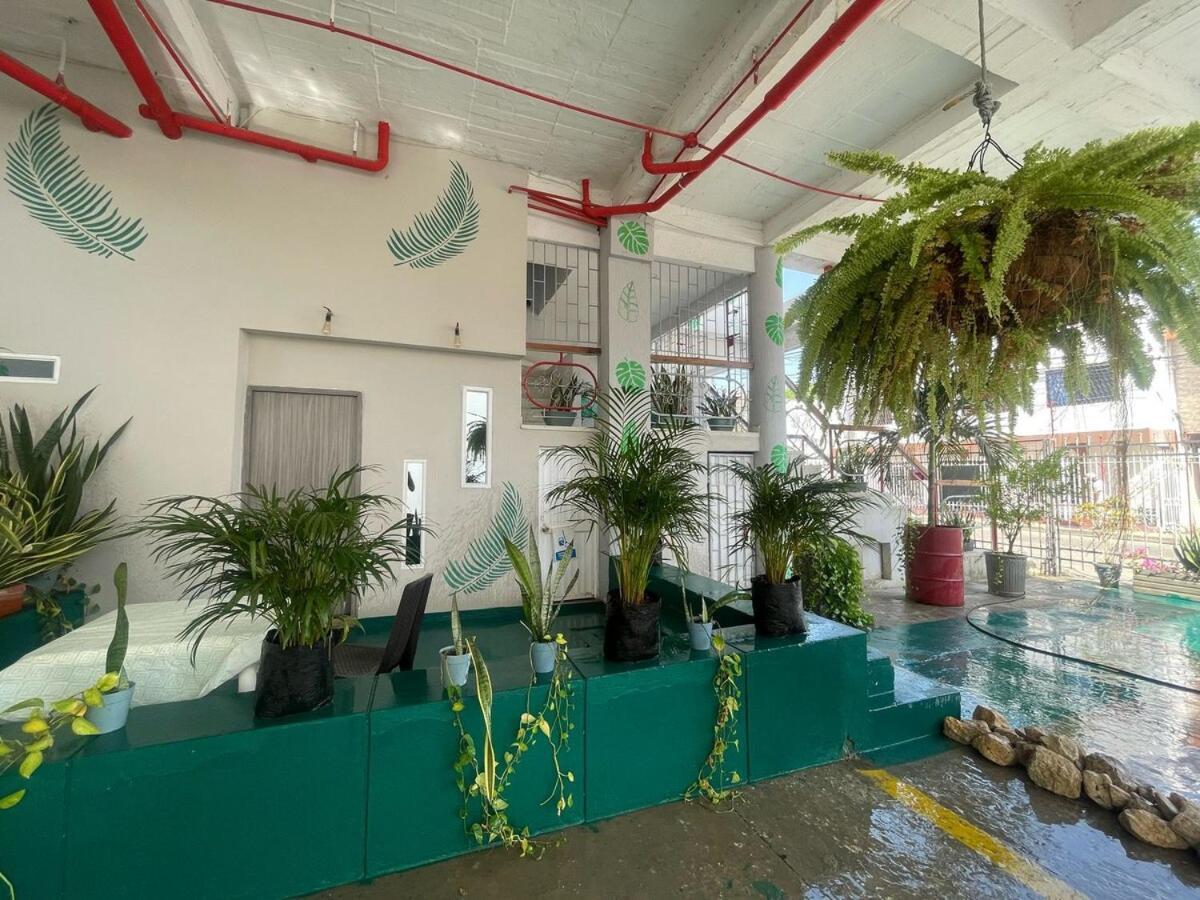 Cozy With Private Terrace Near Old Town Apartamento