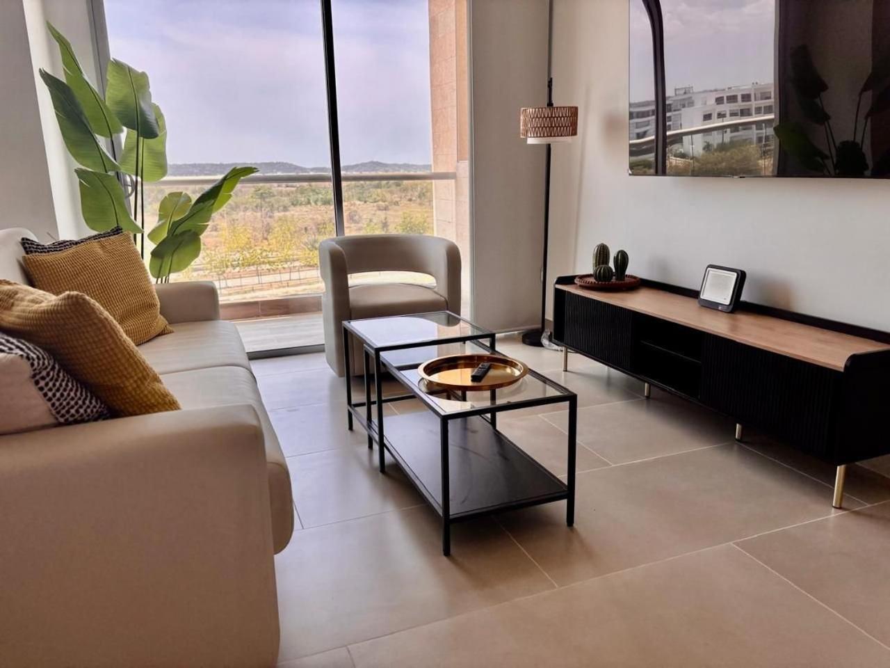 U-go Baia Kristal: Oasis Moderno En * Cartagena