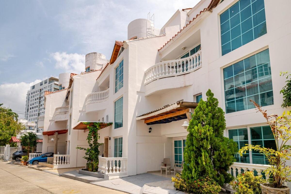 Luxury House Perfect Location Сasa de vacaciones