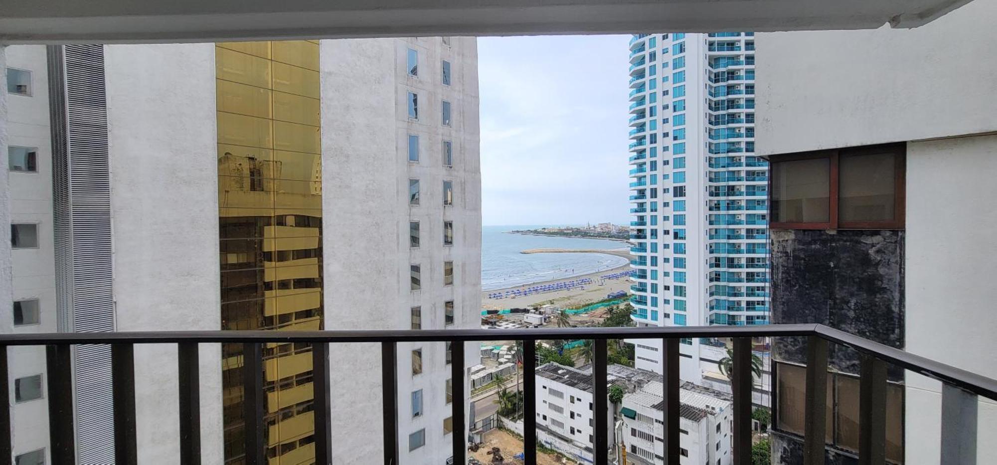 Apartahotel Live - Escape Plaza Cartagena