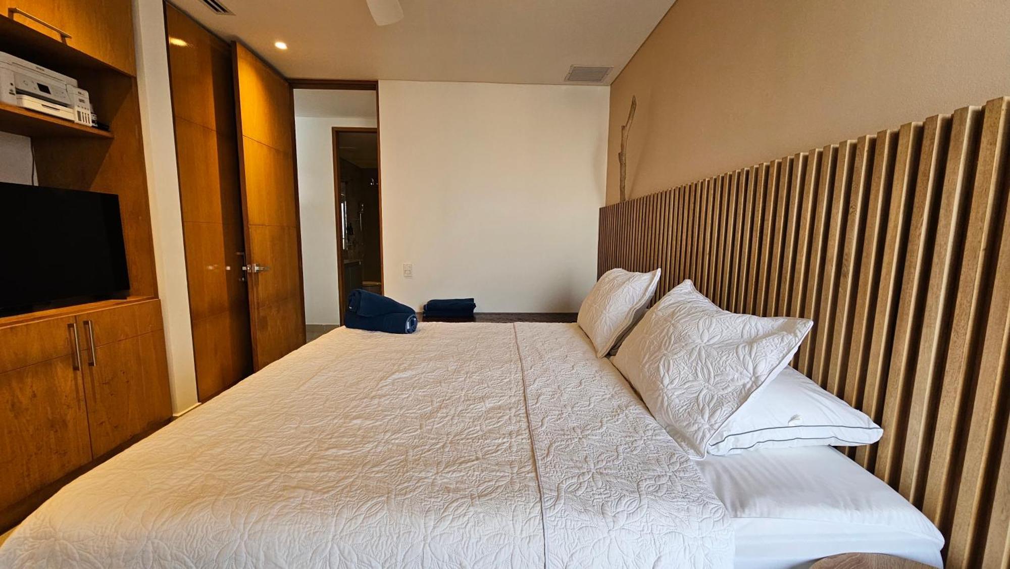 H2 Bocagrande Por Parceros Group * Cartagena