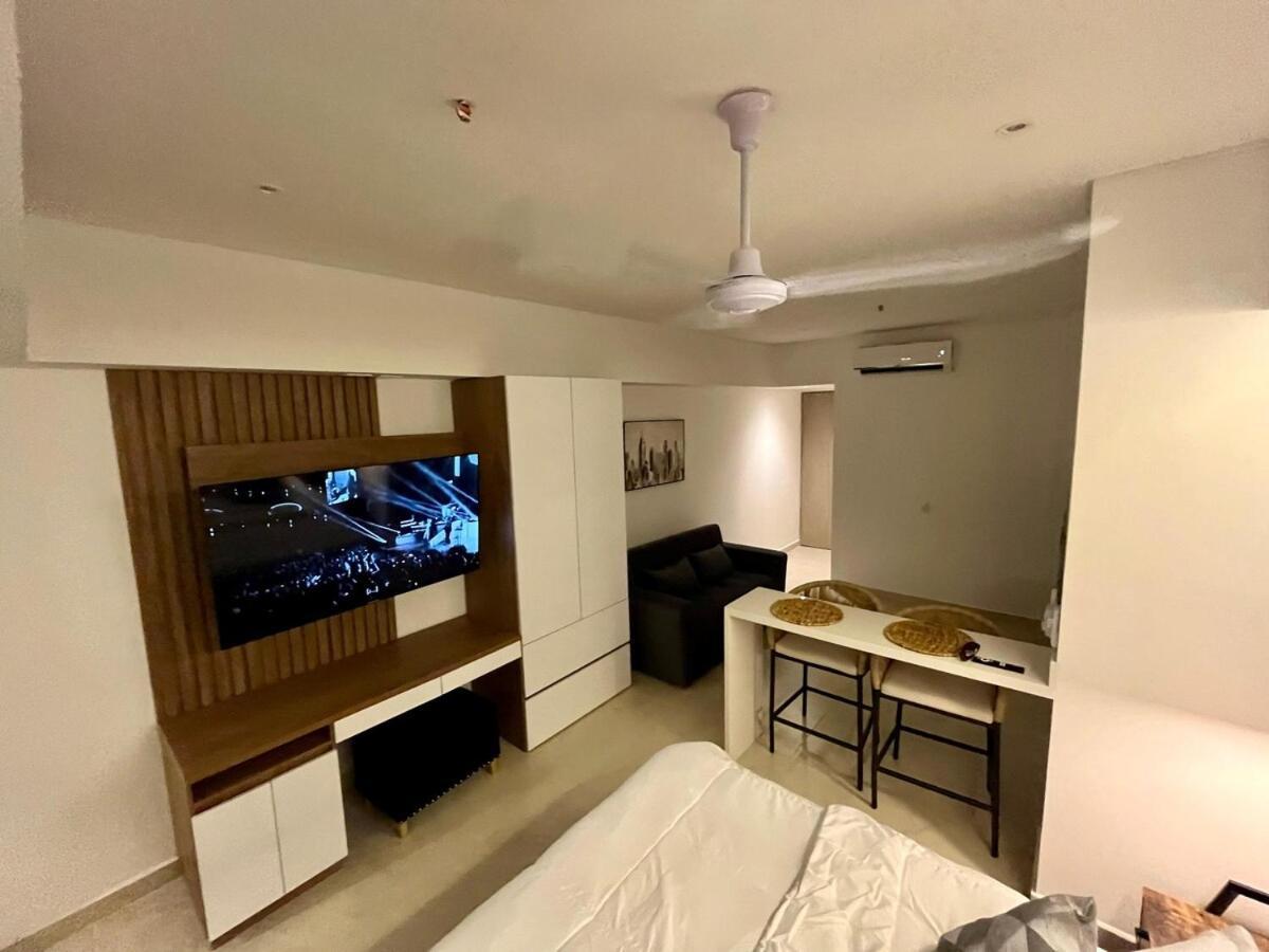Spacious 1bedroom Pool Gym