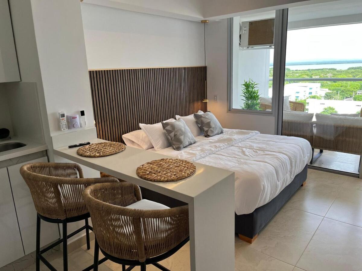 Spacious 1bedroom Pool Gym Apartamento *