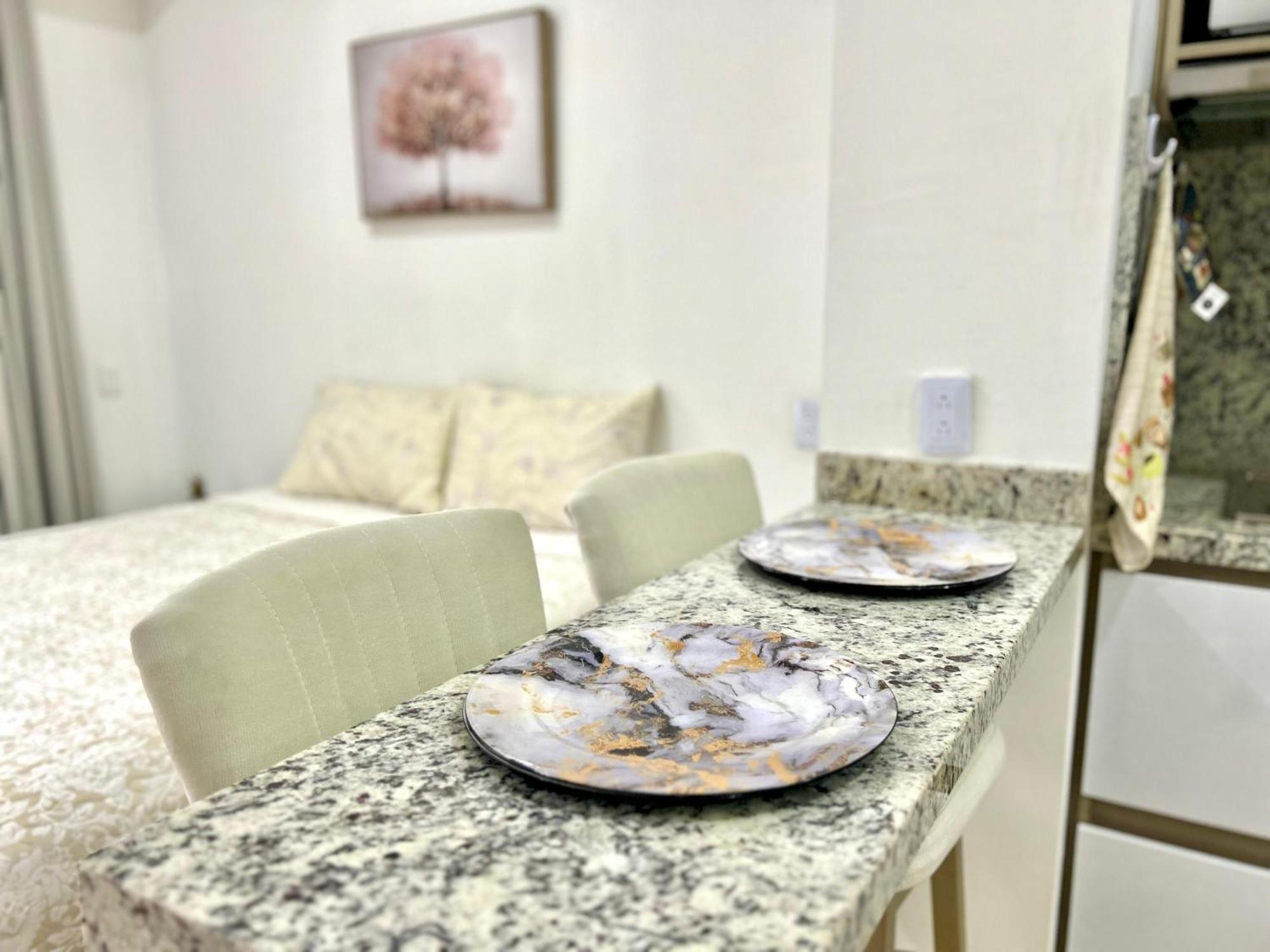 Apartasuit Beach, Barrio Crespo Cerca Del Aeropuerto Apartahotel *