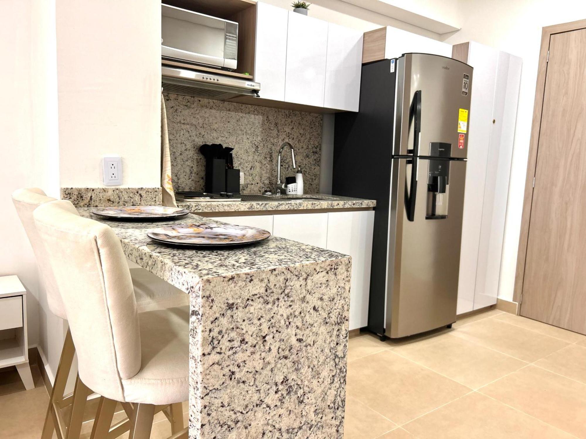 Apartasuit Beach, Barrio Crespo Cerca Del Aeropuerto Apartahotel Cartagena