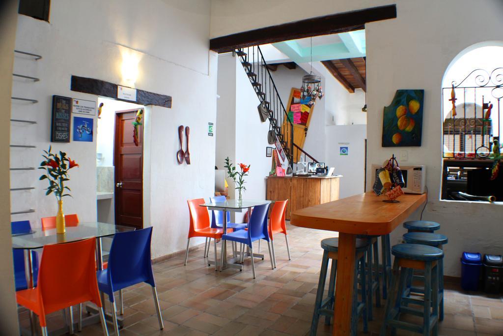 Hostal Mi Llave Hostels