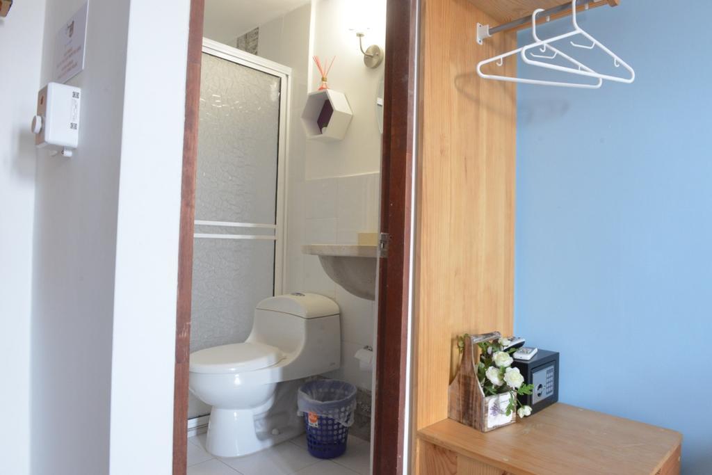 Hostal Mi Llave Hostels *