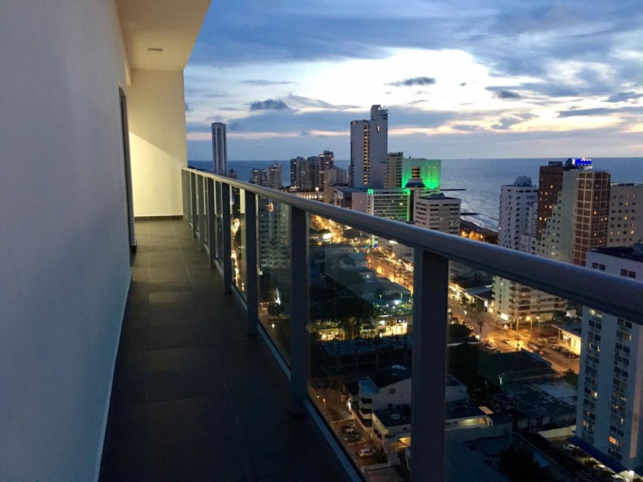 Luxuriuso Apartamento *