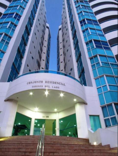 Apartment Conjunto Residencial Torres Del Lago *