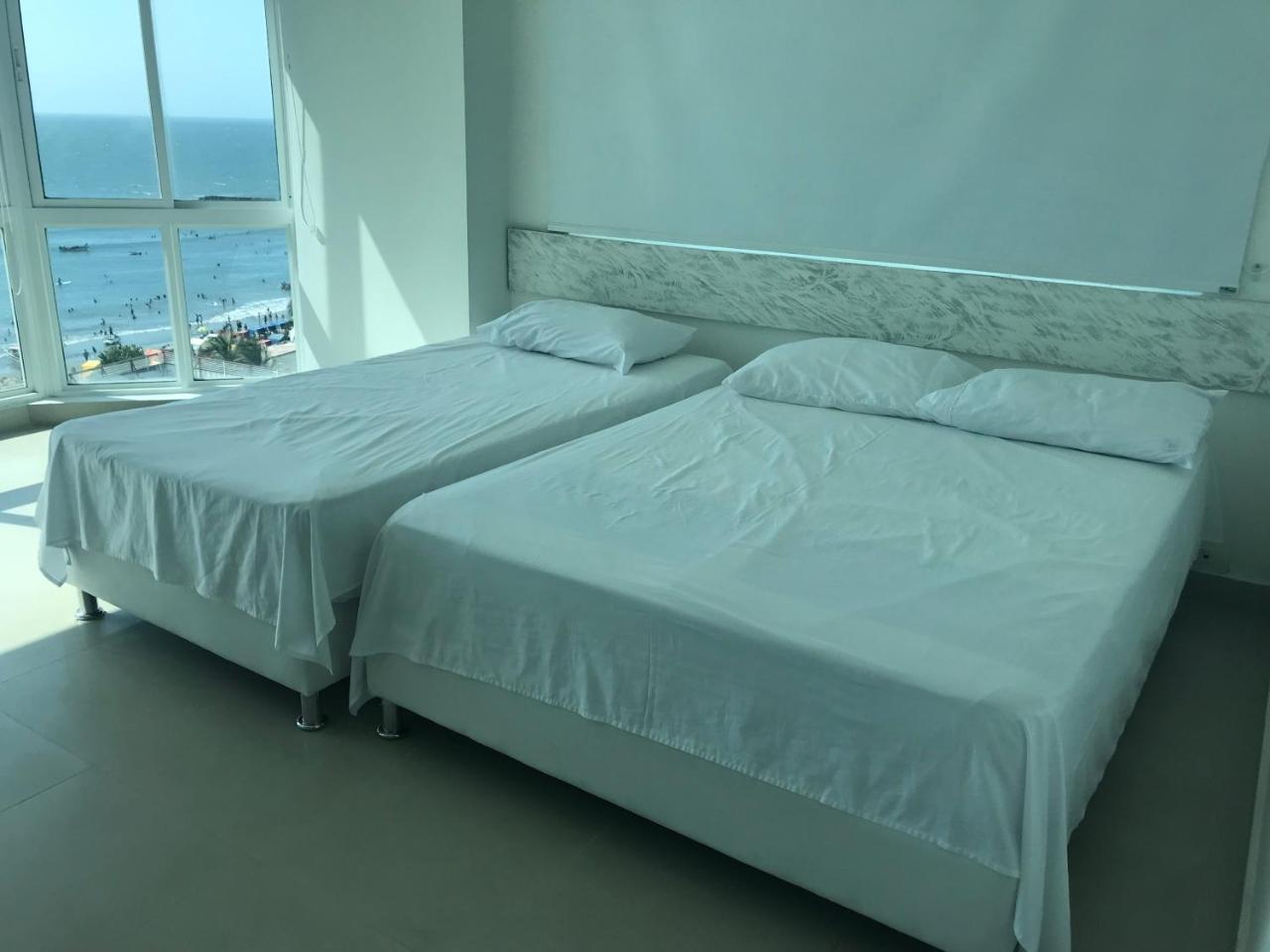 Conjunto Residencial Torres Del Lago Apartment
