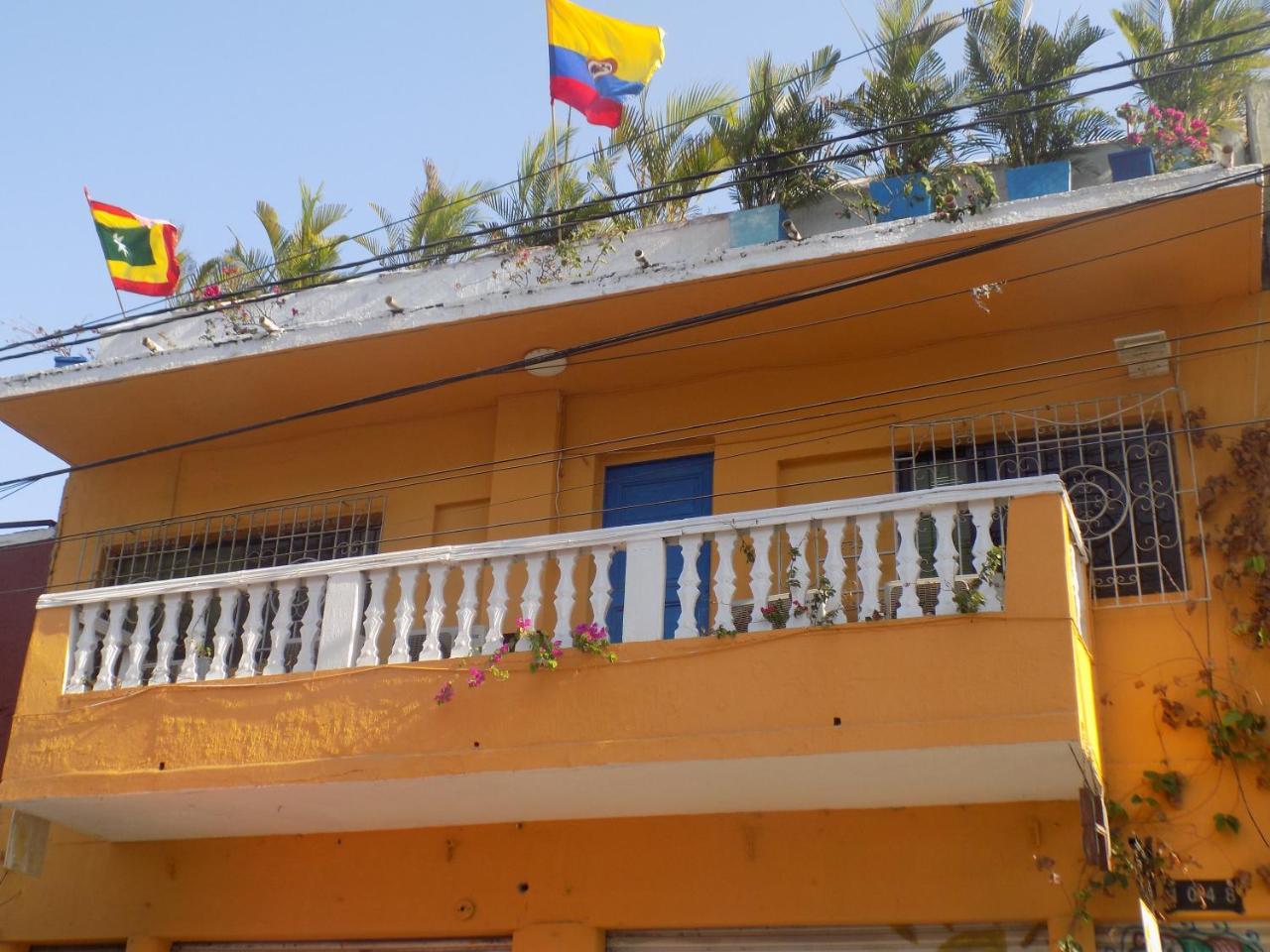 Hostal Caracoles