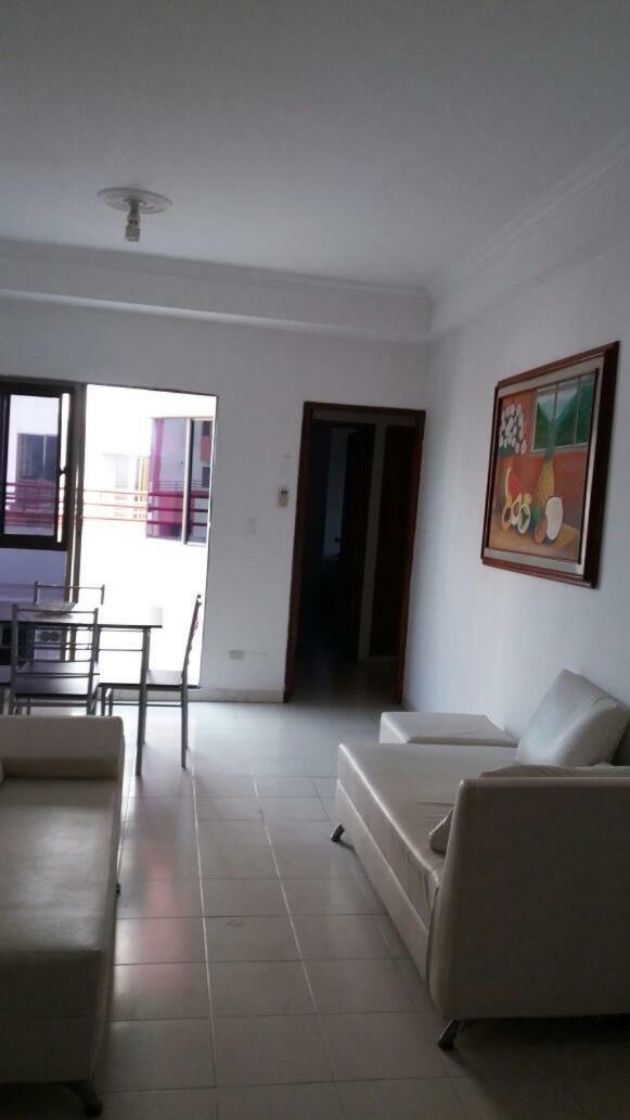 Conjunto Residencial Laguna De San Lazaro *