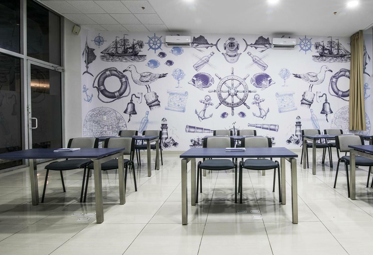 Pop Art Clc Mamonal Hotel