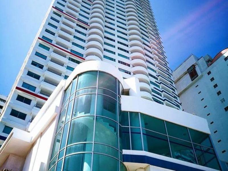 Palmetto Bocagrande Oceanfront Apartment *