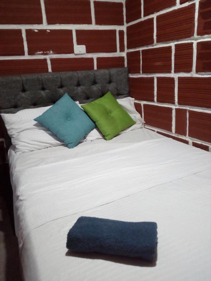 Hostal La Guaca *