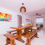 Apto Exclusivo en Bocagrande Frente al Mar
